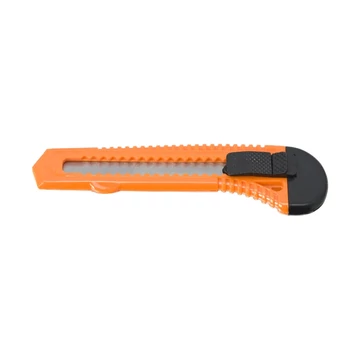 Handy univerzális kés törhető pengével 18mm 10815 Handy univerzális kés törhető pengével 18mm 10815